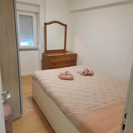 Grande A 14 Km De Lisboa דירה Laranjeira