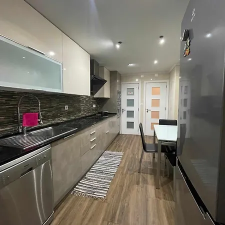 דירה Grande A 14 Km De Lisboa