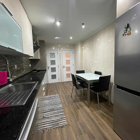 Grande A 14 Km De Lisboa דירה *