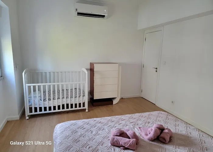 Grande A 14 Km De Lisboa Laranjeira